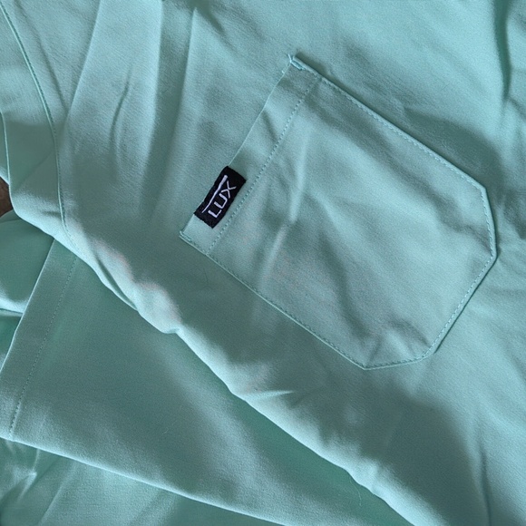 Lux scrub set in mint green - Picture 2 of 7